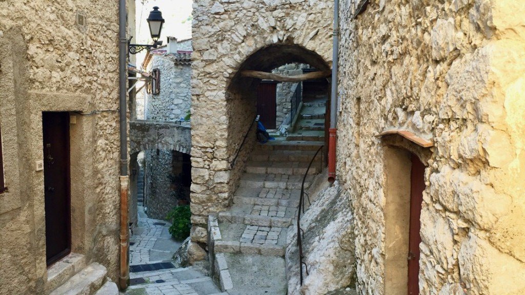 Peillon, średniowieczne miasteczko niedaleko Nicei