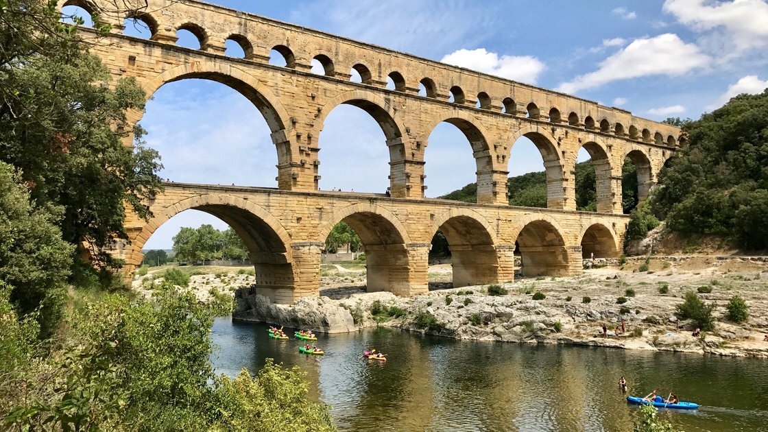 Pont du Gard, rzymski akwedukt w Prowansji