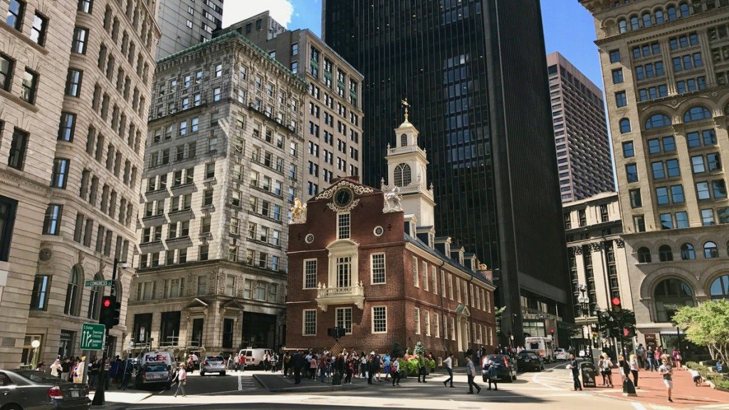 Old State House w Bostonie, przy którym wydarzyła się masakra bostońska.