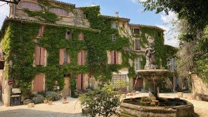 Saignon, miasteczko w Prowansji