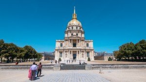 Kościół Inwalidów, w którym znajduje się grobowiec Napoleona Bonaparte, Paryż