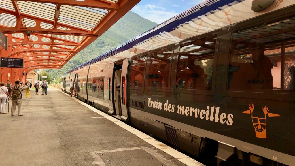 Pociąg Cudów (Train des Merveilles) z Nicei w góry
