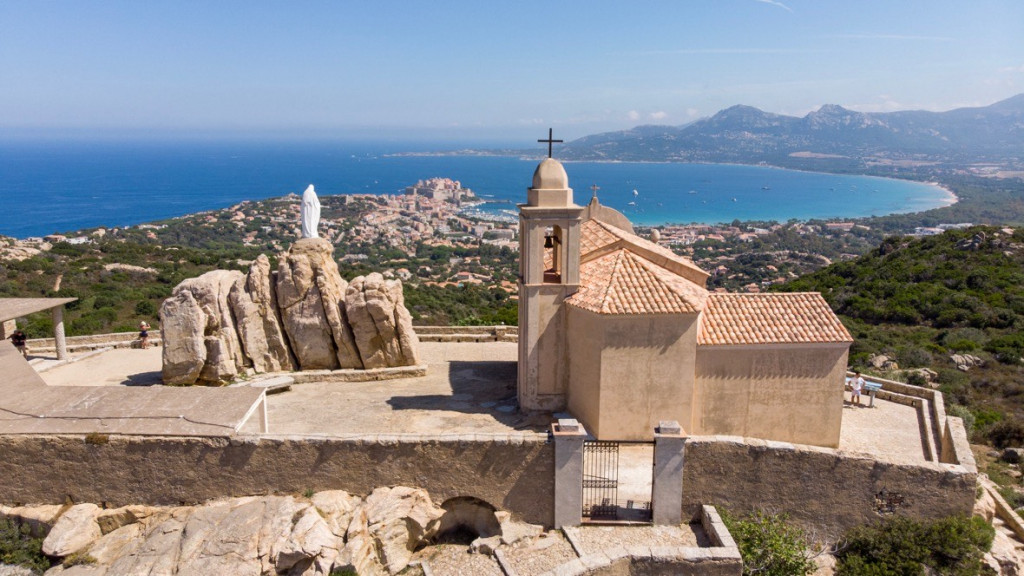 Kaplica Matki Bożej Serra, Calvi (Korsyka)